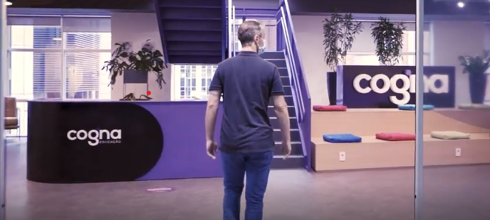 Cogna (COGN3) reverte prejuízo em lucro de R$ 76 milhões. (Foto: Divulgação)