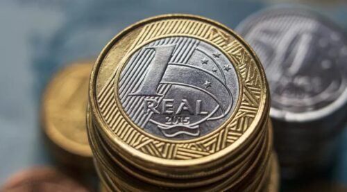 O Relatório de Inflação divulgado pelo Banco Central nesta quinta-feira (30) apresentou uma projeção de crescimento da economia e uma elevação na estimativa de inflação.