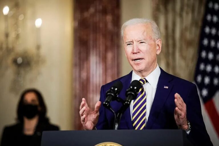 Biden discursa. (Tom Brenner-Reuters)