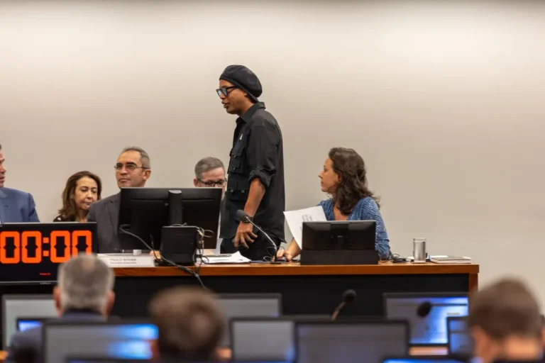 CPI das Pirâmides Financeiras: Ronaldinho Gaúcho se apresenta e fala sobre envolvimento