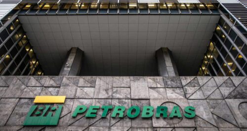 Petrobras (PETR4) distribui hoje 1ª parcela de R$ 24,7 bi em proventos