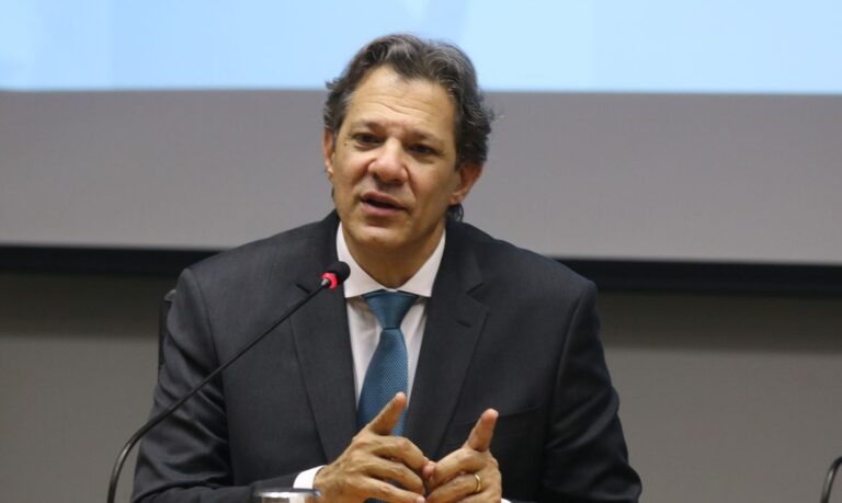 Fernando Haddad, Ministro da Fazenda lança green bonds sustentáveis em Nova York, atraindo investidores globais. Saiba mais