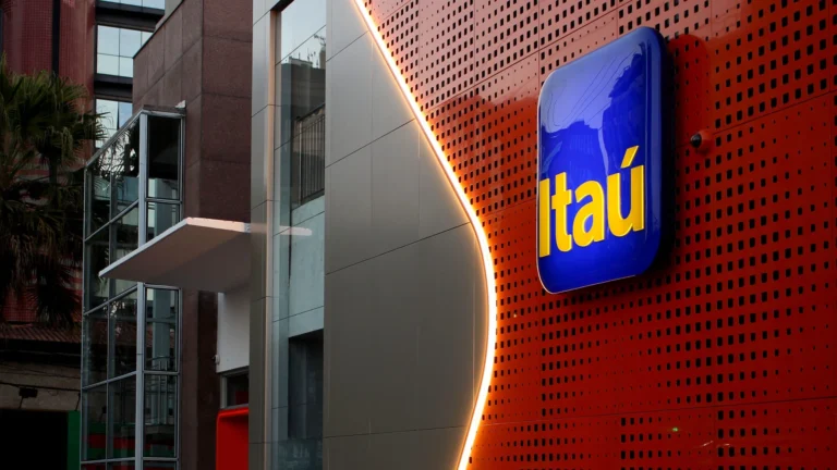 Itaú (ITBU4) deve distribuir R$ 6 bi em dividendos, estimam analistas Bradesco BBI