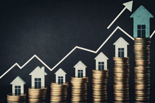 CPTS11: pilhas de moedas em ordem crescentes com casinhas em cima.