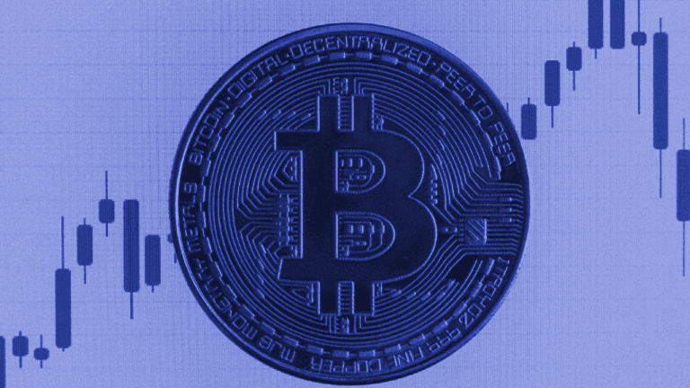 Bitcoin bate US$ 35 mil e alcança maior valor desde 2022