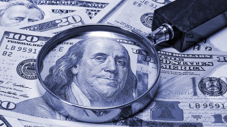 “Dólar blue” na Argentina supera 1.000 pesos antes das eleições