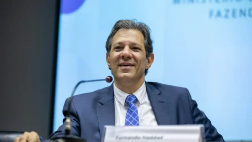 Haddad monitora eleições na Argentina de olho no Mercosul