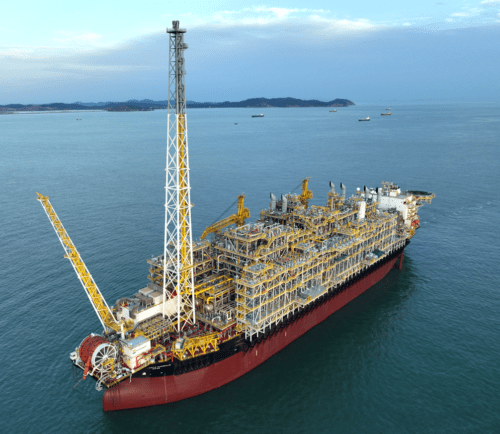 Petrobras (PETR4) aumenta produção anual em 8,8% no 3T23 e bate recorde no pré-sal