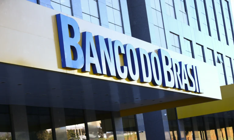 Banco do Brasil (BBAS3) anuncia pagamento R$ 2,249 bilhões em dividendos e JCP