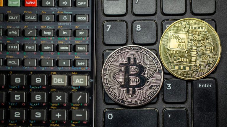 Condenação do fundador da FTX impacta mercado das criptomoedas
