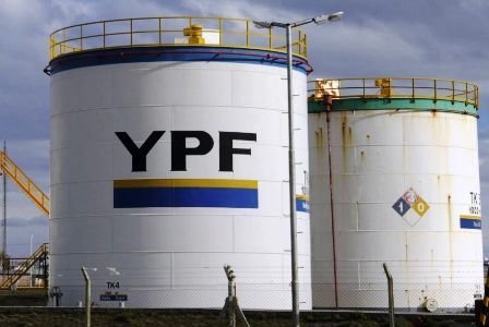 Ações da petrolífera argentina YPF disparam com anúncio de privatização por Milei