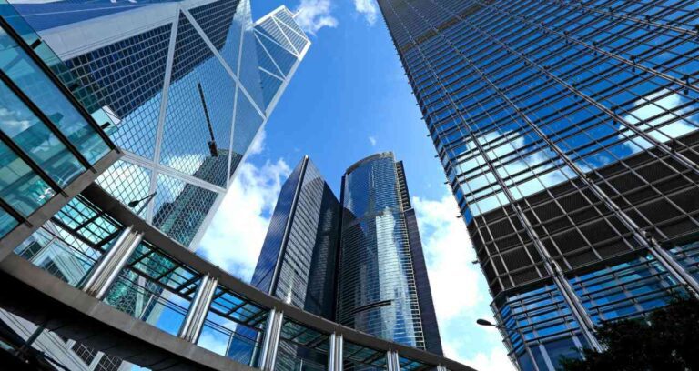 IFIX bate recorde em 2023: confira os FIIs com melhor desempenho