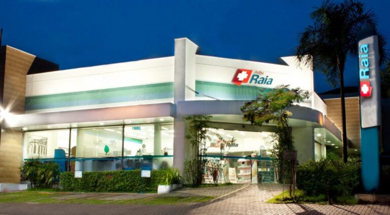 Raia Drogasil anuncia distribuição R$ 83 milhões em dividendos aos acionistas