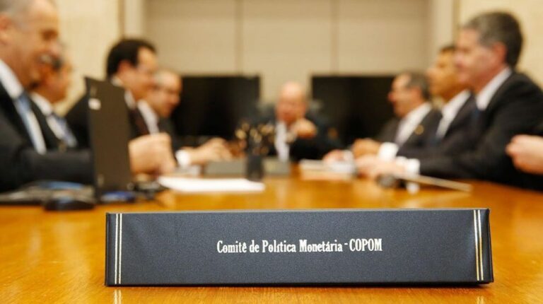 Copom inicia primeira reunião de 2024 com expectativa de quinto corte na Taxa Selic