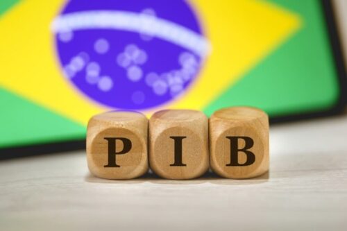 Dados do IBGE e avanço no comércio varejista sinalizam estabilidade no PIB do último trimestre do ano