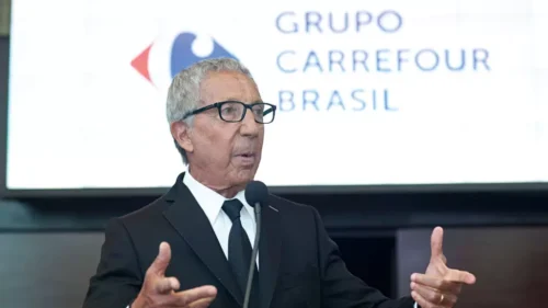 Grupo Carrefour Brasil anuncia que cargos ocupados por Abilio Diniz permanecerão vagos