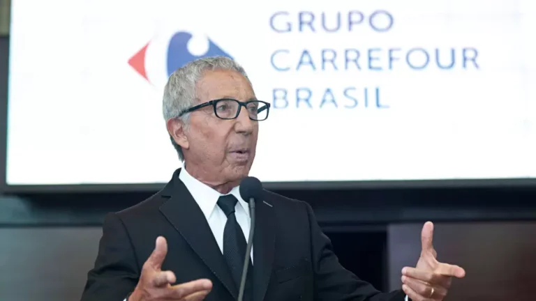 Grupo Carrefour Brasil anuncia que cargos ocupados por Abilio Diniz permanecerão vagos