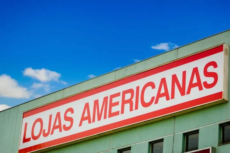 Americanas divulga redução de prejuízo e crescimento do Ebitda em 2023