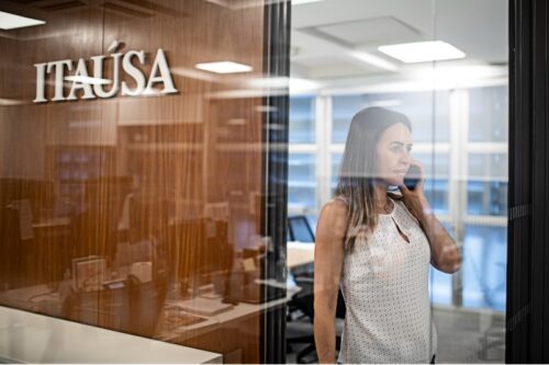 Itaúsa anuncia pagamento de R$ 5,6 bilhões em dividendos e JCP para março