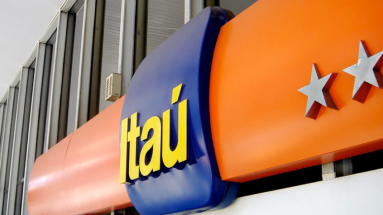 Itaú (ITUB4) anuncia pagamento de dividendos e JCP para acionistas, além de programa de recompra de ações preferenciais