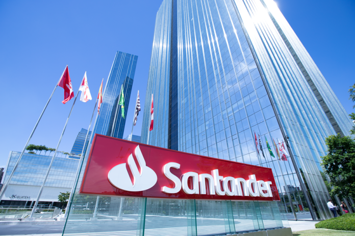 Santander (SANB11) anuncia novo programa de recompra de ações e ADRs
