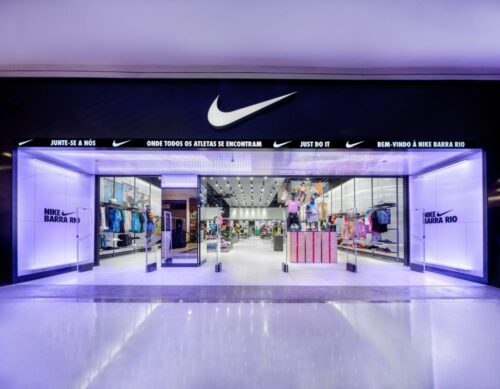 Nike alerta para queda de receita devido à redução de produtos clássicos