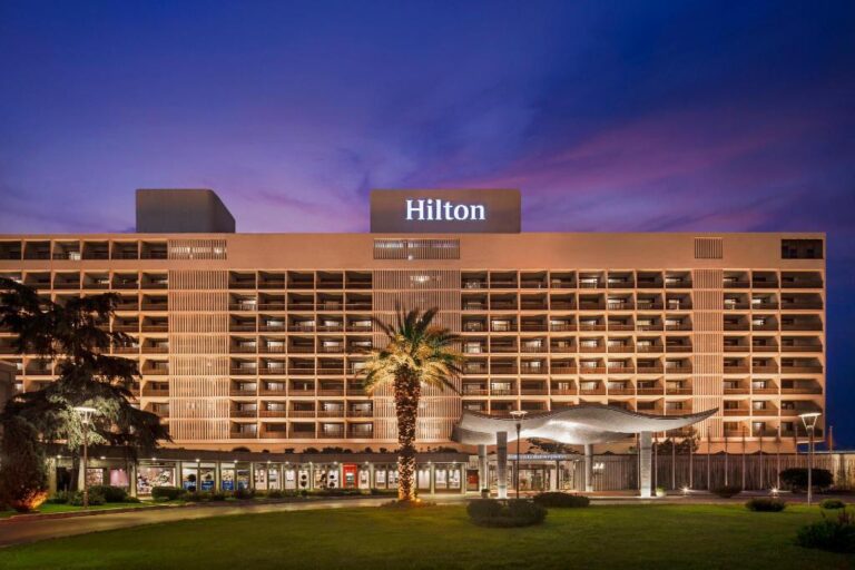 Hilton amplia portfólio de hotéis de luxo com nova aquisição