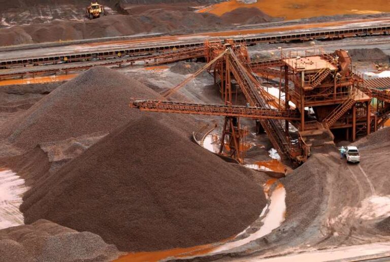 Lula estuda reforma legal na mineração para estimular exploração de minas paradas