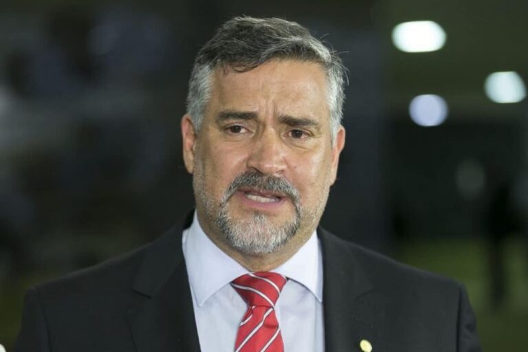 Paulo Pimenta prevê estabilidade na Petrobras e descarta especulações sobre troca de presidente