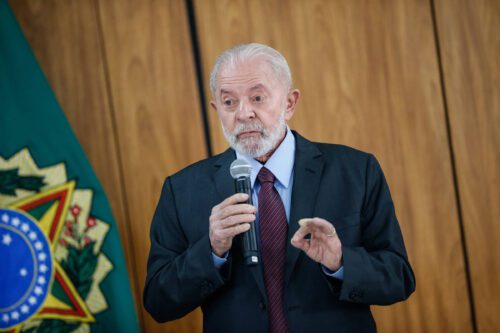 Lula sanciona lei que flexibiliza conteúdo local e oferece incentivos fiscais ao setor naval
