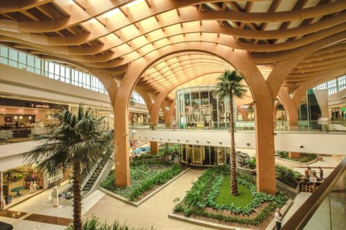 Shoppings no 1T24: Iguatemi (IGTI11) aparece como destaque nas projeções dos analistas