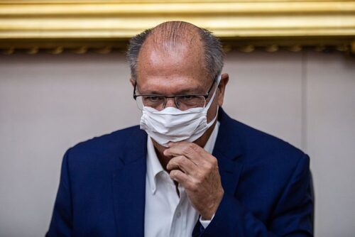 Vice-presidente Alckmin retorna ao trabalho após recuperação da Covid-19