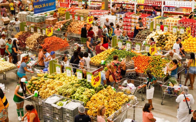 Assaí (ASAI3) anuncia emissão bilionária de debêntures