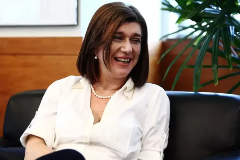 Conselho aprova Magda Chambriard como nova presidente da Petrobras