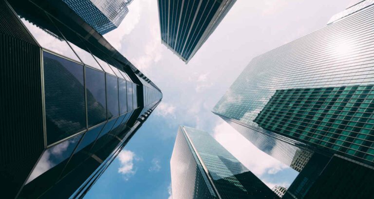 Fundo BRCO11 anuncia compra de imóveis