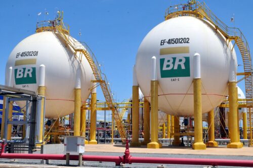 Petrobras paga 20 vezes mais dividendos, porém é vice em ranking do 1T24