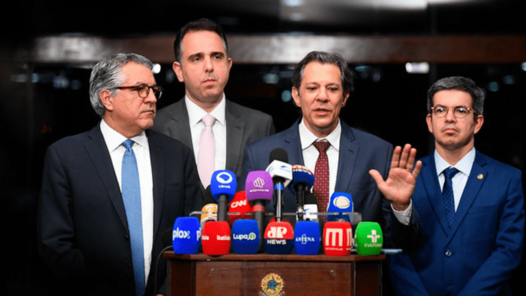 Governo anuncia desoneração da folha de pagamentos