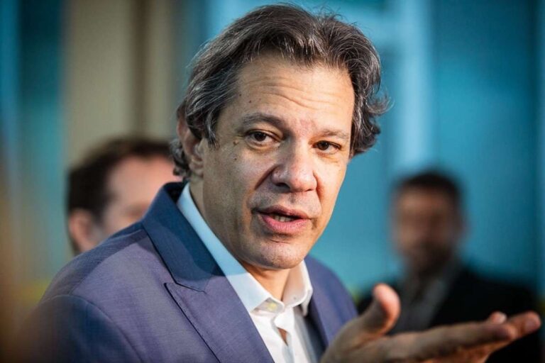 Haddad enfrenta desafios com o STF sobre medidas compensatórias