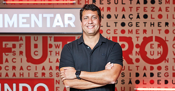 Fabricio Bloisi, presidente do iFood, assume o comando da Prosus e Naspers