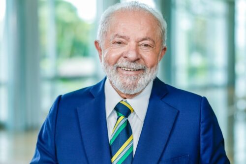 Lula deve realizar reunião ministerial de fim de ano na sexta-feira (20)