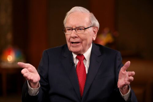 Buffett parou de presentear sua família com US$ 10 mil em dinheiro no natal: entenda o motivo
