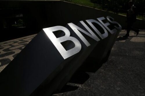 Crédito do BNDES ao setor automotivo em 2024 alcança R$ 3,6 bilhões: o maior volume desde 2016