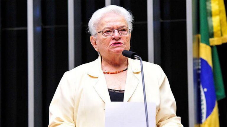 Deputada Luiza Erundina