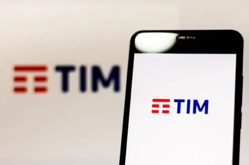 TIM (TIMS3) anuncia R$ 300 milhões JCP; veja detalhes