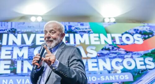 Lula defende expansão do papel do BNDES e a importância das empresas estatais em evento