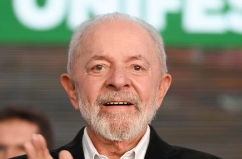 Lula é submetido a cirurgia de urgência após hemorragia intracraniana