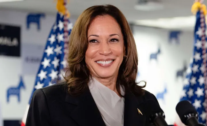 Kamala pede apoio de mulheres negras; Trump prepara reação