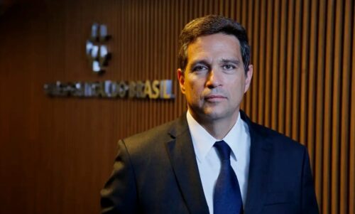 BC e CVM em debate na Expert XP 2024: perspectivas da política monetária e regulação do mercado brasileiro