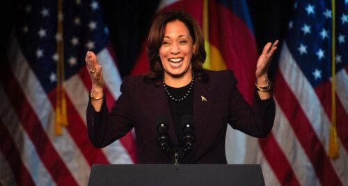 Kamala Harris garante nomeação democrata à presidência dos EUA