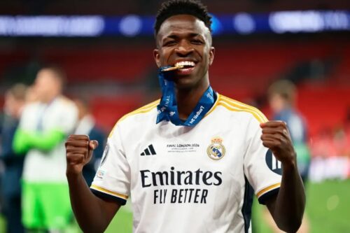 Vinícius Júnior é eleito o melhor jogador do mundo no The Best da Fifa
